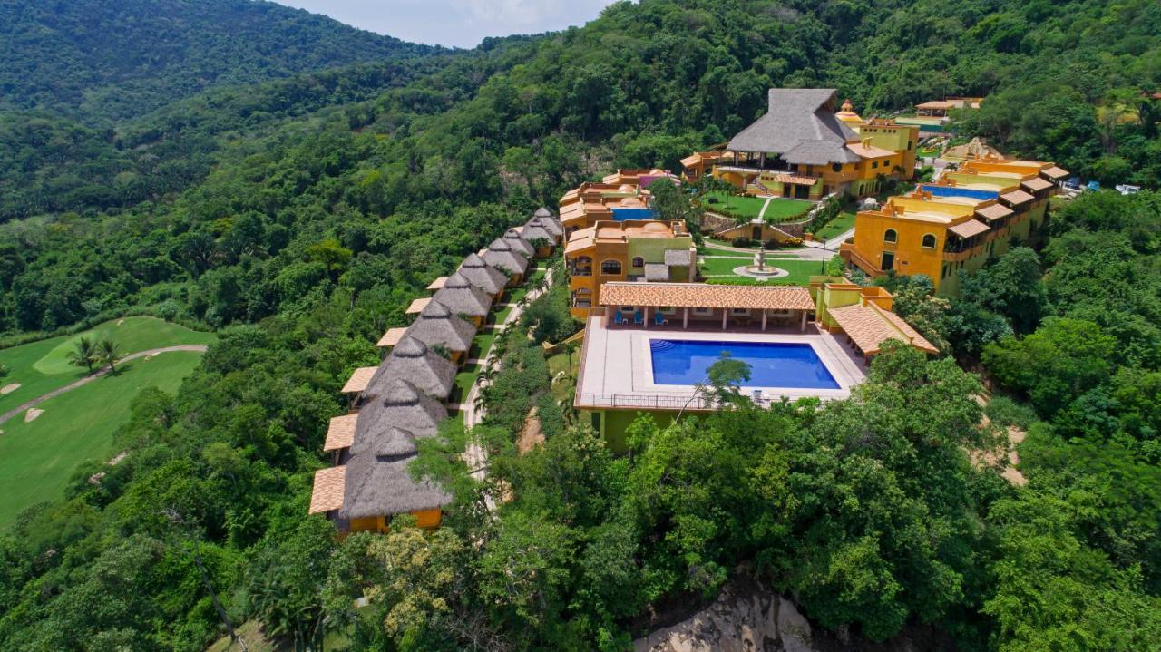 El Corazon Golf & Spa Resort 曼萨尼约 外观 照片